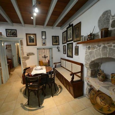 Old Traditional House Mandrákion Exterior foto